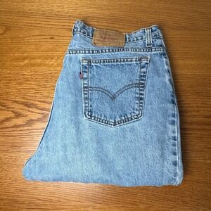 Vintage Levi's 522 Tapered Fit Light Wash Denim Jeans Size 18 Medium 37" waist
